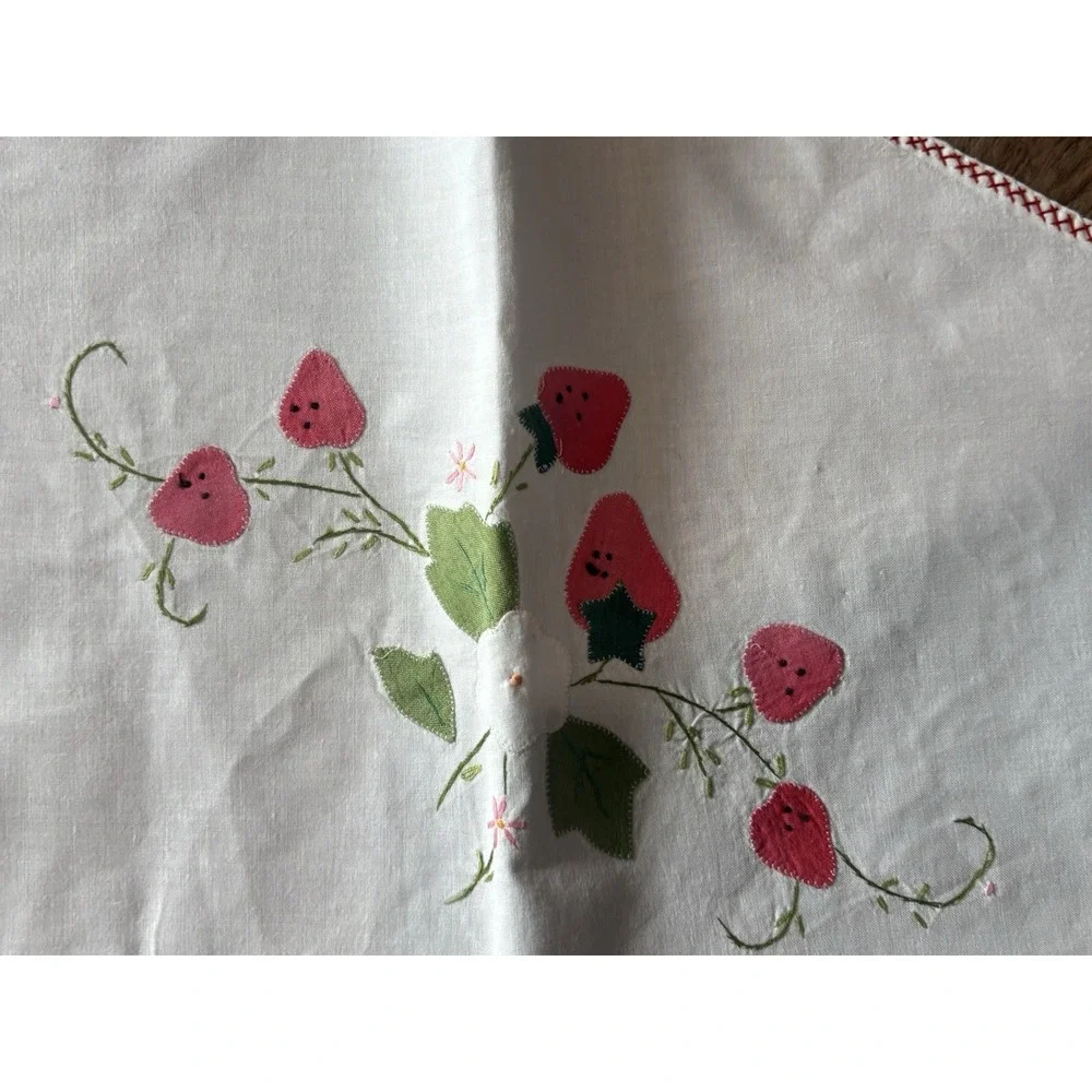 NOS Vintage Oval Strawberry Tablecloth 72